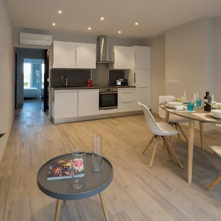 Yvisa Apartment